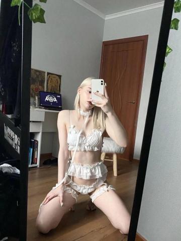 Ксения Пикантная Брюнетка